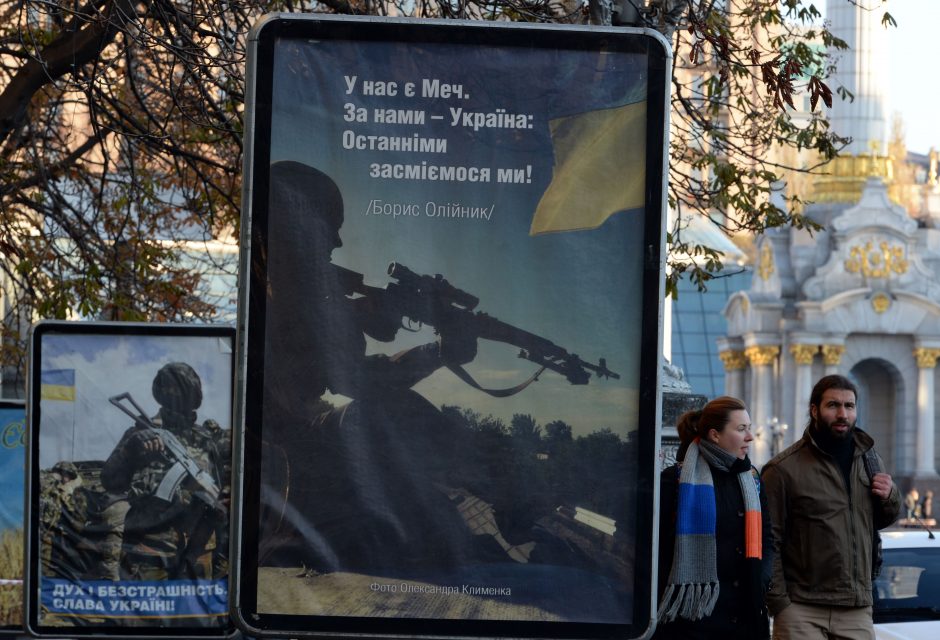 Karo sužeista Ukraina rengiasi svarbiems rinkimams
