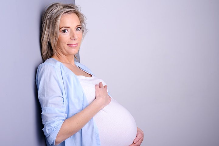 Kodėl šiuolaikinės moterys delsia gimdyti?