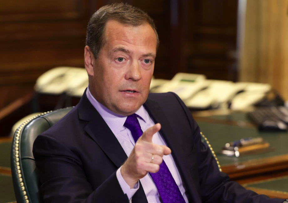 D. Medvedevas: Rusija sieks atkeršyti už Vakarų sankcijas