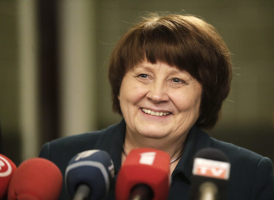 Latvijos premjerė nešauks pasitarimo dėl naujos vyriausybės iki spalio 28-osios