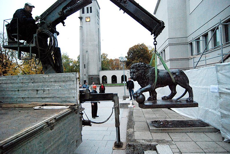 Karo muziejaus liūtai nustebino restauratorius