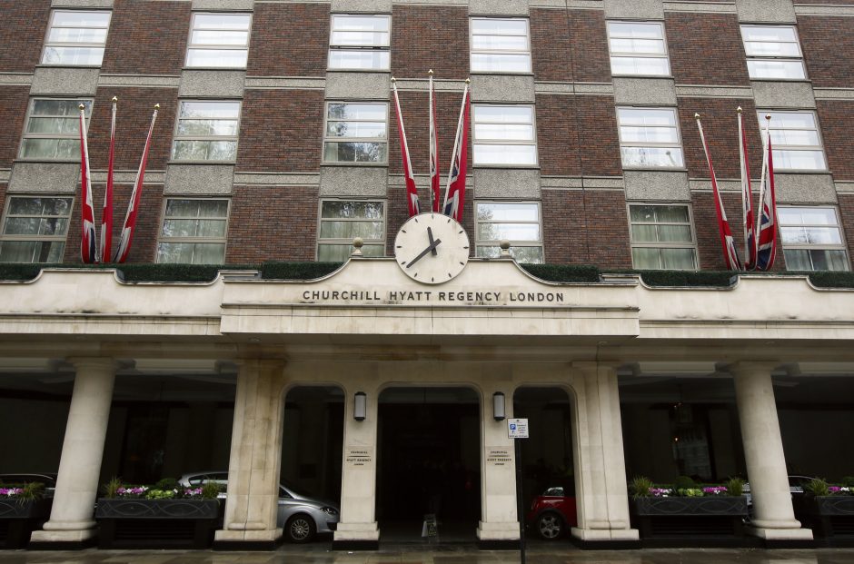 Londone viename viešbučių sprogus dujoms, į ligoninę išvežti sužeisti penki žmonės