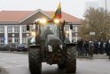 Eismas: po 2019 metais vykusios ūkininkų protesto akcijos, Gargždų centre atsirado traktorių eismą draudžiantys ženklai.