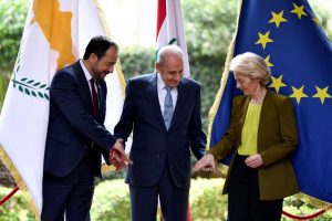 ES skiria milijardą eurų Libanui, kad sustabdytų iš čia atvykstančių sirų antplūdį