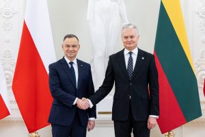 A. Duda: Lietuva gali mumis pasikliauti, Lenkijos kariai drauge gins visą NATO teritoriją