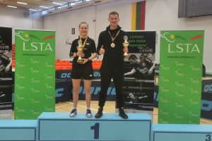 Lietuvos stalo teniso čempionai – K. Riliškytė ir A. Udra