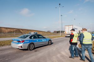 Lenkų ūkininkams toliau blokuojant kelią, eilių pasienyje nefiksuojama
