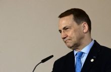 Lenkija nori atsisakyti „konfrontacinės retorikos“ Berlyno atžvilgiu