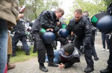 Demonstracijoms plintant po Europą, Berlyno policija išvaikė propalestinietiškus studentus