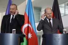 O. Scholzas, susitikęs su I. Alijevu, paragino Azerbaidžaną labiau gerbti žmogaus teises